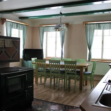 U Stanicka Villa