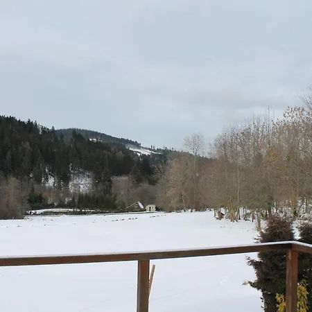 וילה U Stanicka Ostruzno (Pilsen)